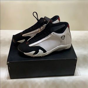 Classic Retro Jordan 14 white/black sz 10.5